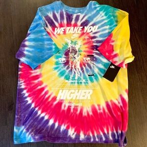 NWT Nike Tie Dye T Shirt Size M